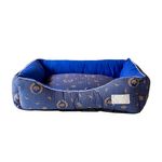 Foto-do-produto-Cama-De-Tecido-Retangular-Maxximo-Pet-Azul-Brasao-Coroa-M-no-petshop-online-da-Tudo-de-Bicho